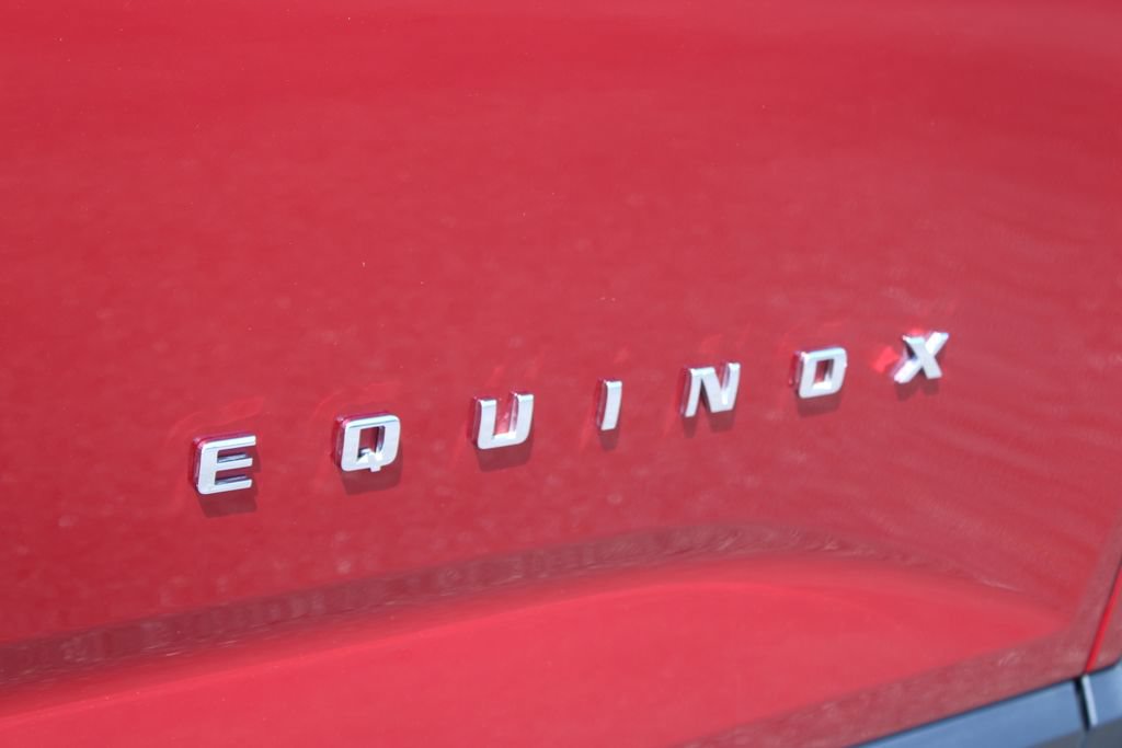 Used 2026 Chevrolet Equinox LT w/ LPO, Floor Liner Package AWD/4WD image 14