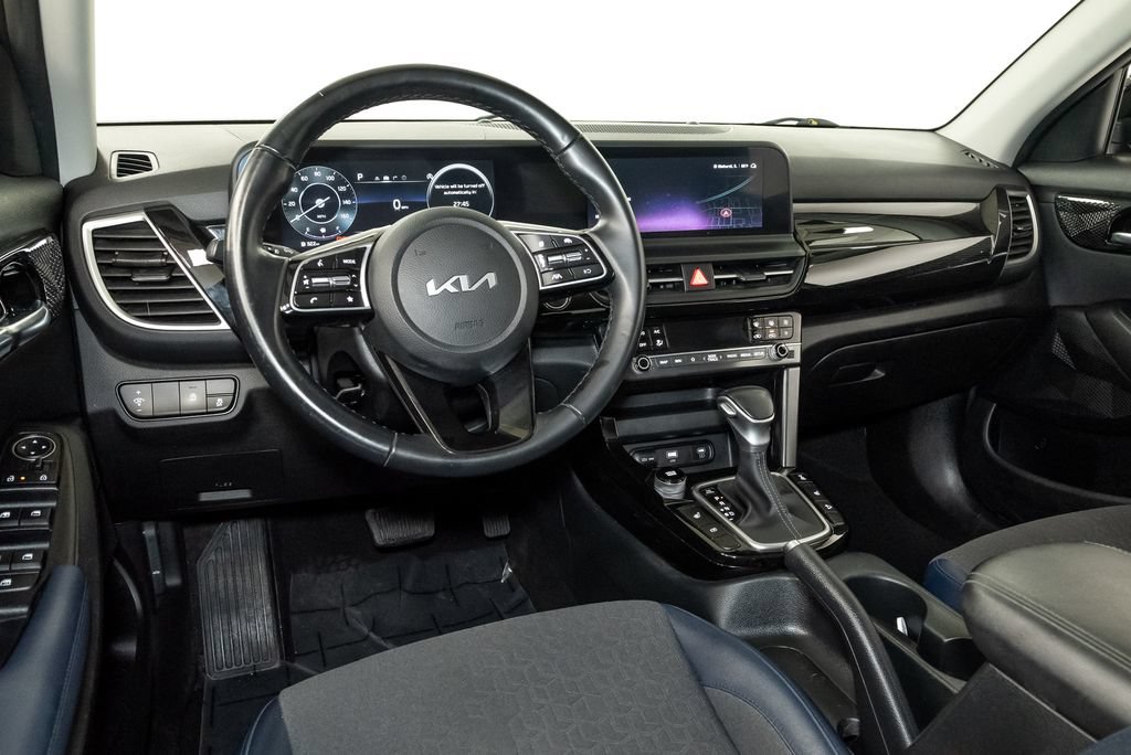 Used 2024 Kia Seltos S AWD/4WD image 7