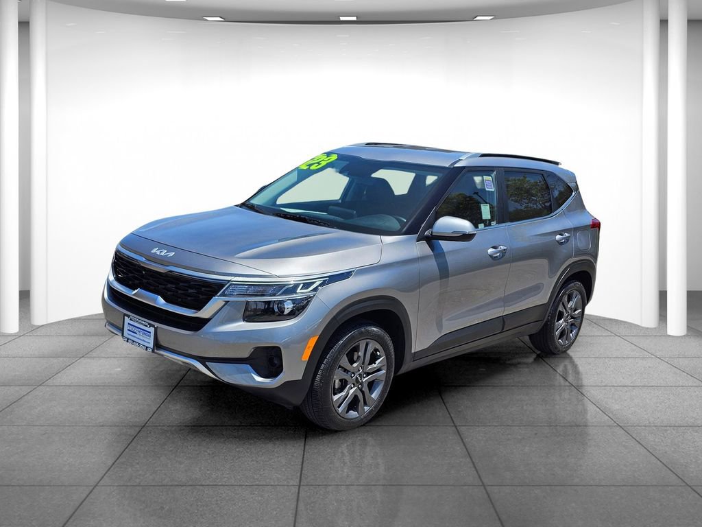 Used 2023 Kia Seltos S FWD image 3