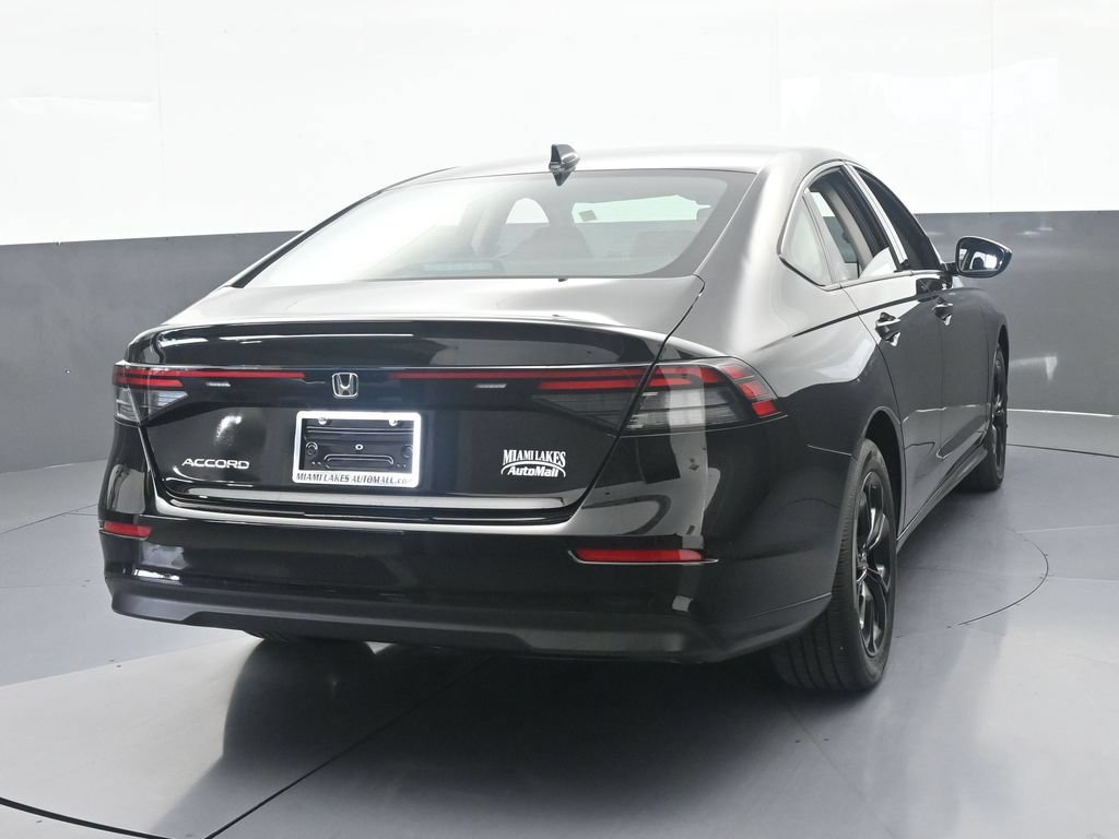 Used 2025 Honda Accord SE image 5