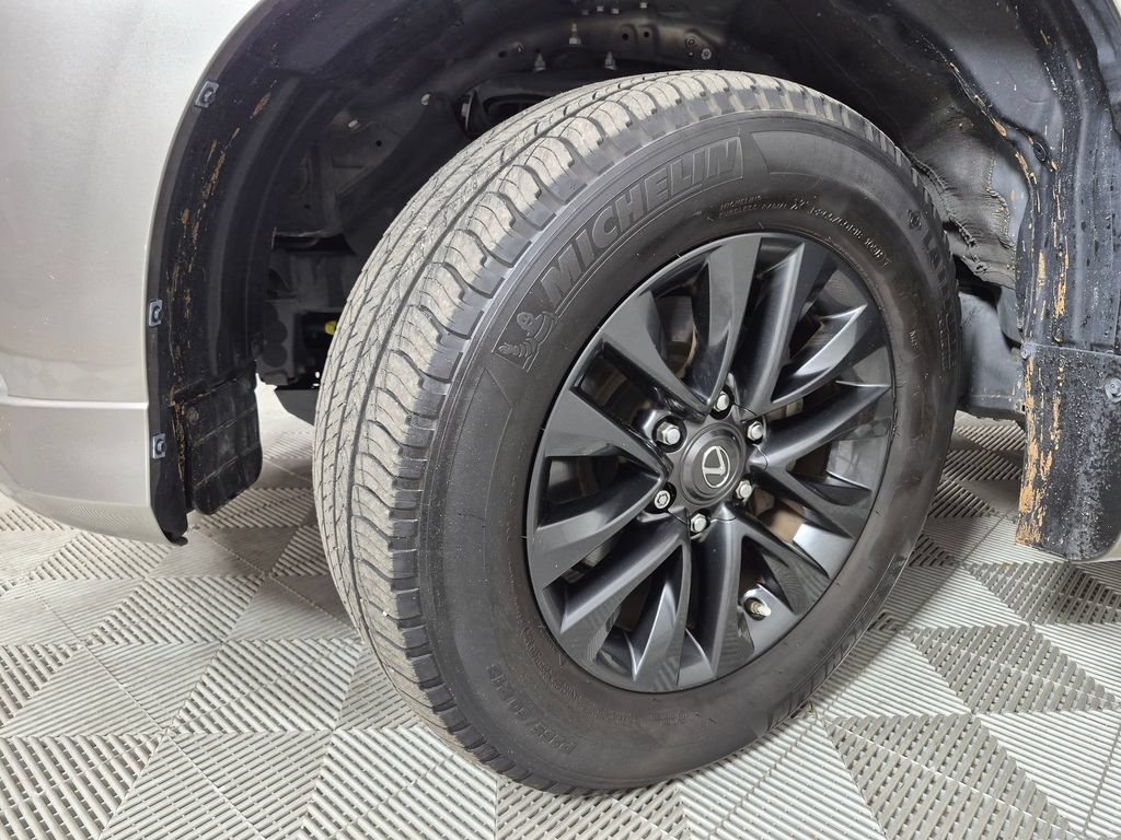 Used 2023 Lexus GX 460 Premium w/ Premium Plus Package AWD/4WD image 10