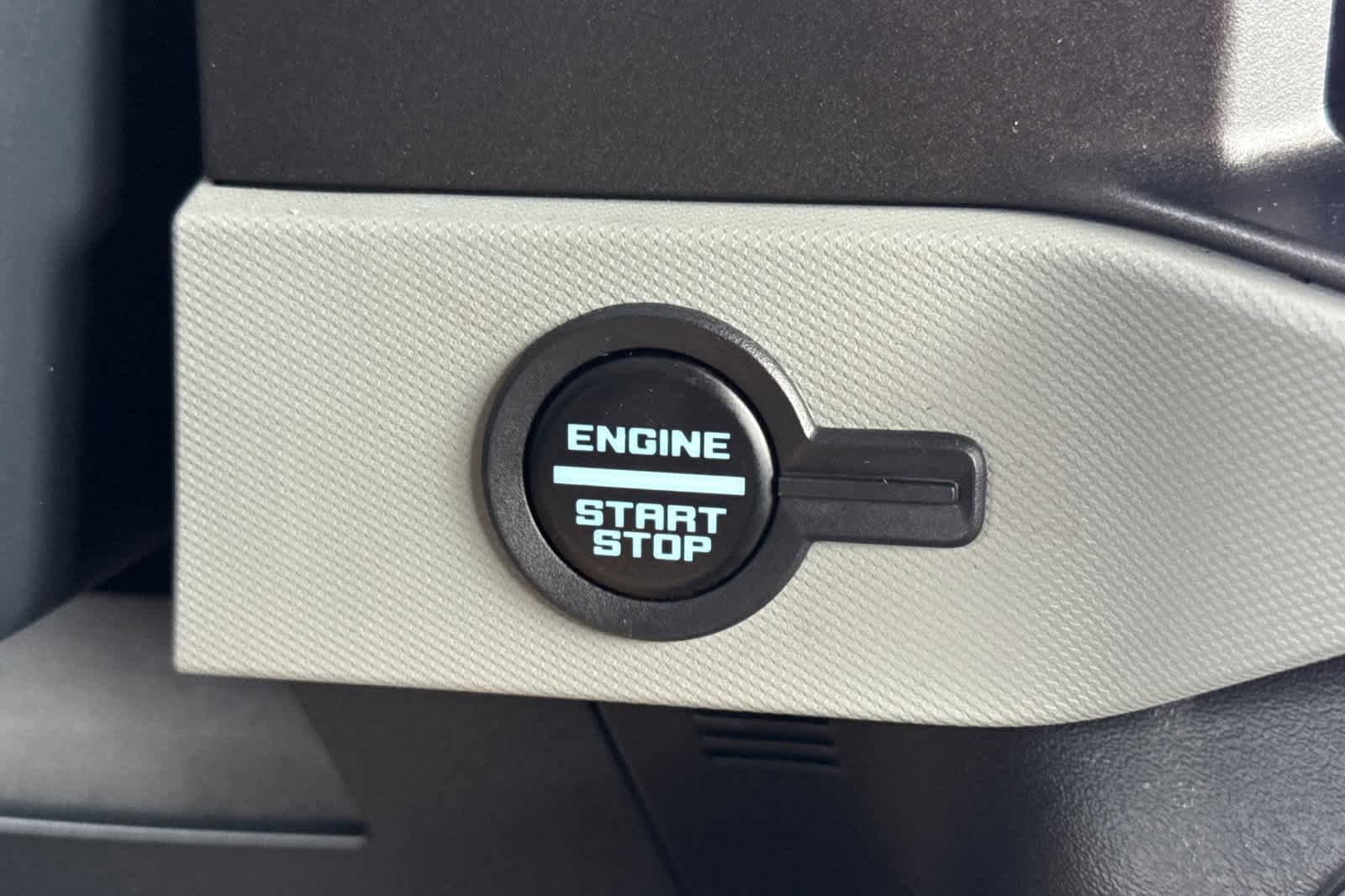 Used 2023 Ford Bronco Badlands image 26