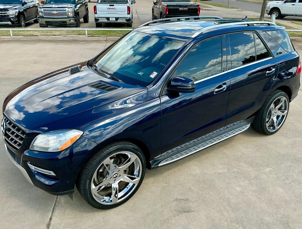 Used 2014 Mercedes-Benz ML 350 BlueTEC 4MATIC image 5