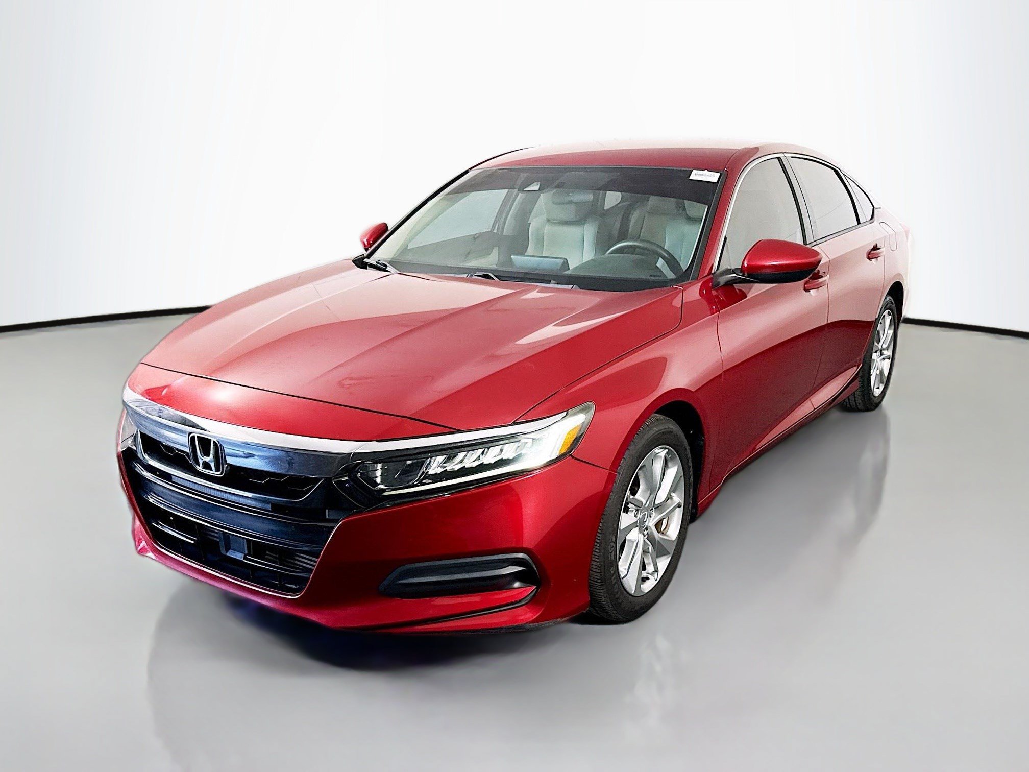 Used 2018 Honda Accord LX image 4