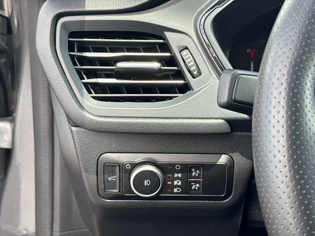 Used 2025 Ford Escape ST-Line Select AWD/4WD image 29
