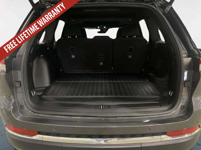Used 2025 Jeep Grand Cherokee Laredo X w/ Luxury Tech Group I AWD/4WD image 36