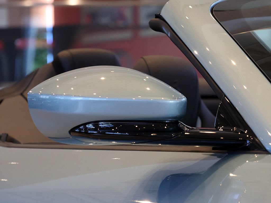 Certified 2024 Ferrari Roma Spider RWD image 12