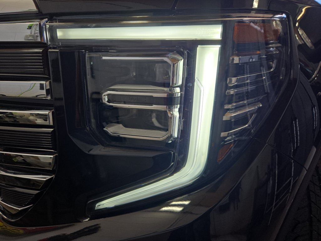 New 2026 GMC Sierra 1500 SLT w/ SLT Premium Plus Package AWD/4WD image 32