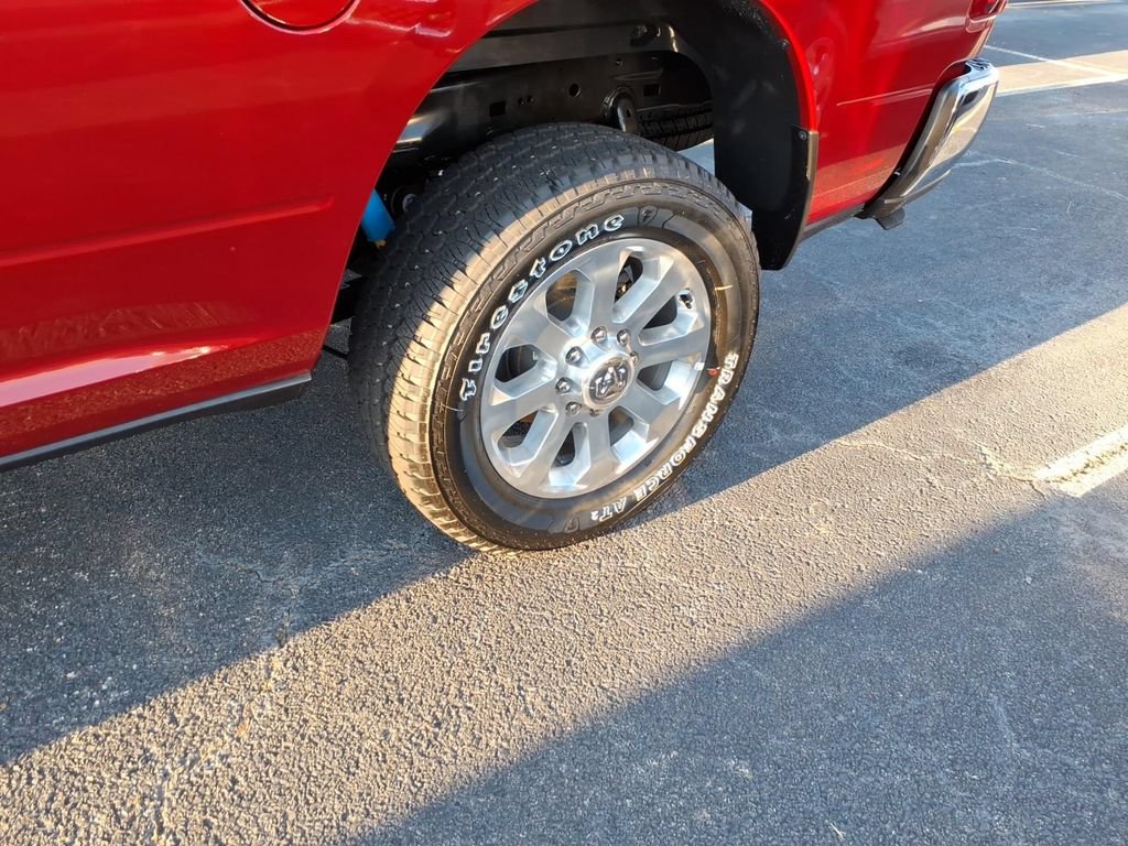 New 2026 RAM 2500 Laramie AWD/4WD image 7