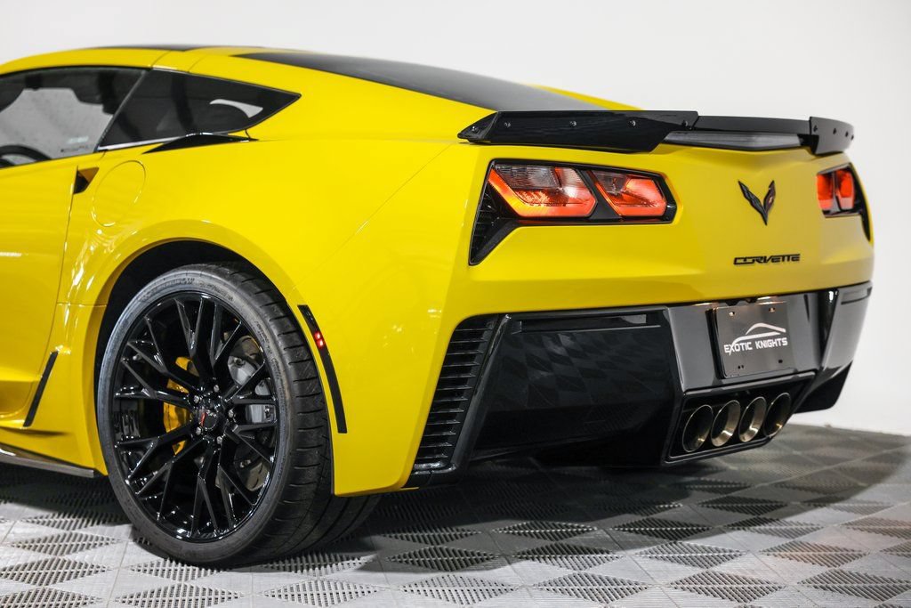 Used 2017 Chevrolet Corvette Z06 RWD image 18