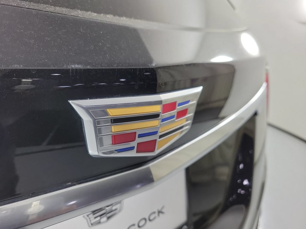 Certified 2024 Cadillac XT5 Premium Luxury w/ Technology Package FWD image 6