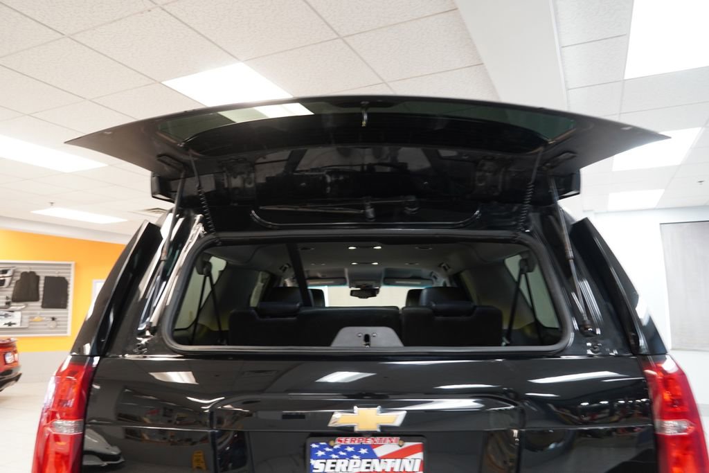 Used 2020 Chevrolet Suburban LT image 9