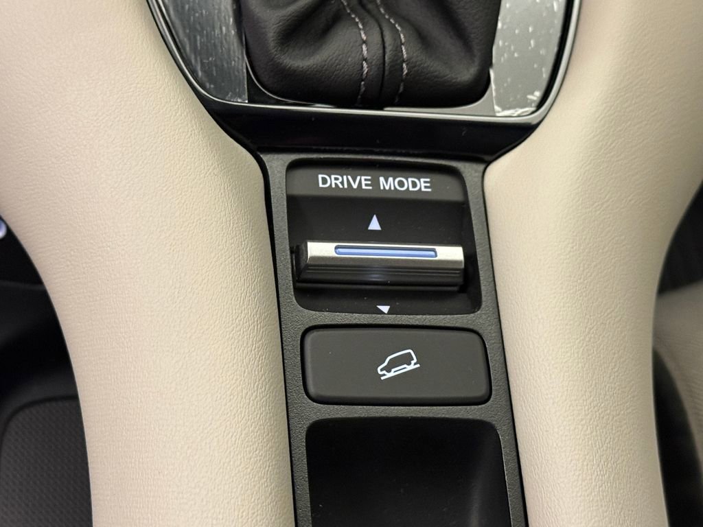 New 2026 Honda HR-V LX image 30