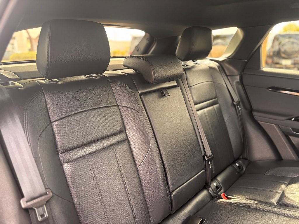 Used 2024 Land Rover Range Rover Evoque Dynamic SE AWD/4WD image 9