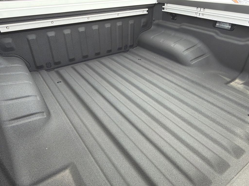 New 2026 Nissan Frontier PRO-4X w/ Pro-4x Convenience Package image 10