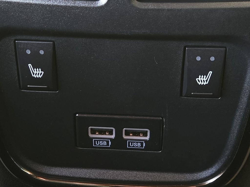 Used 2021 Dodge Charger SRT Hellcat image 11