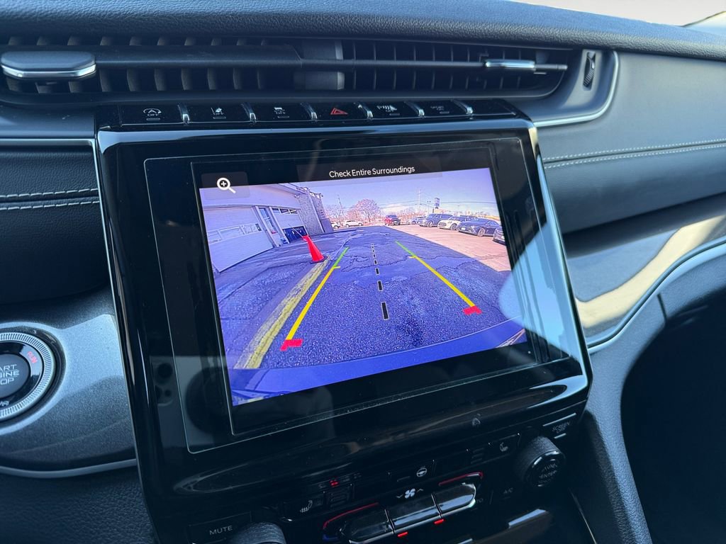 Used 2023 Jeep Grand Cherokee L Laredo w/ Luxury Tech Group I image 20