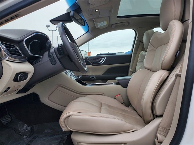 Used 2020 Lincoln Continental Reserve image 5