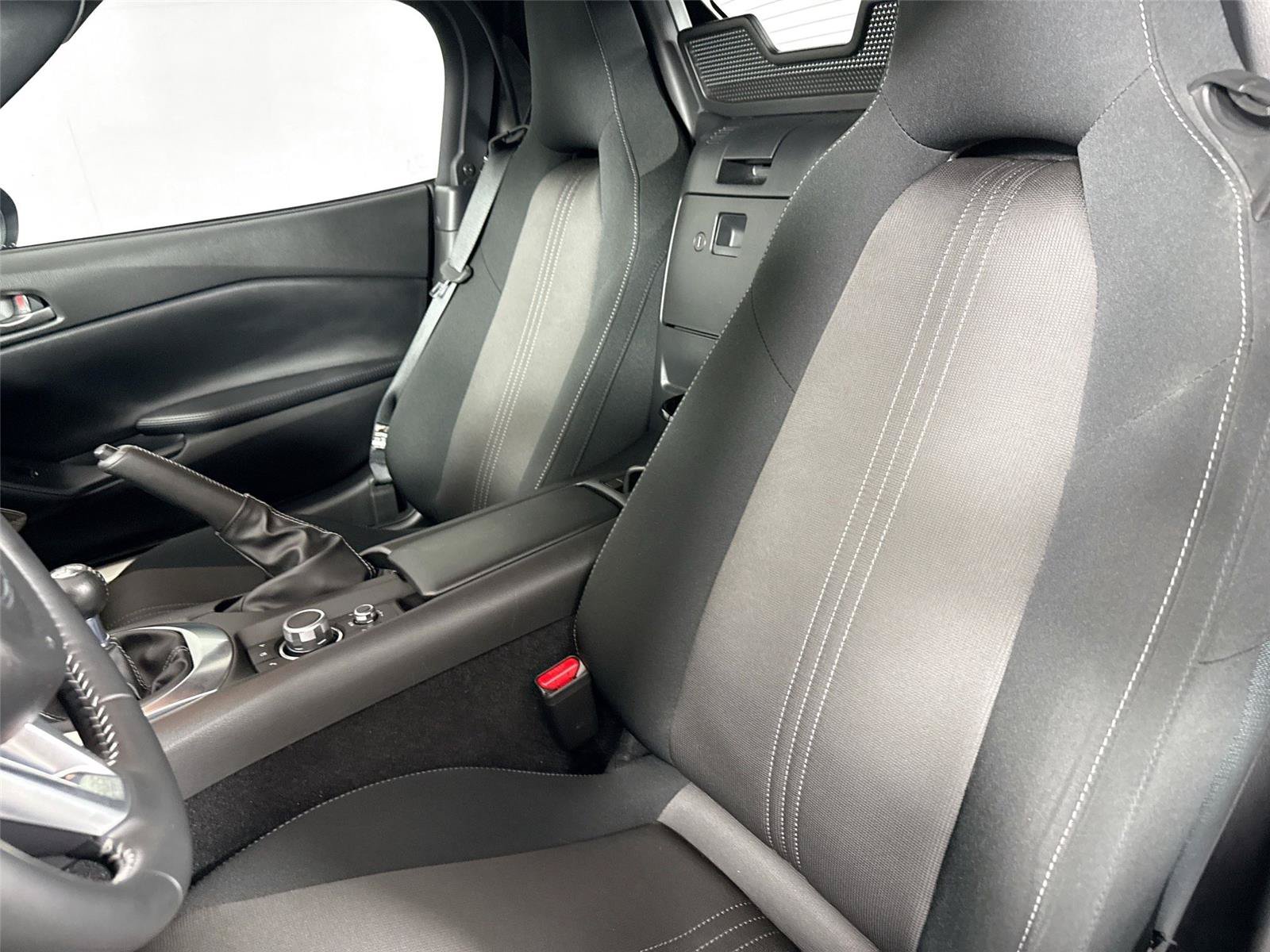 Certified 2024 MAZDA MX-5 Miata Sport RWD image 4