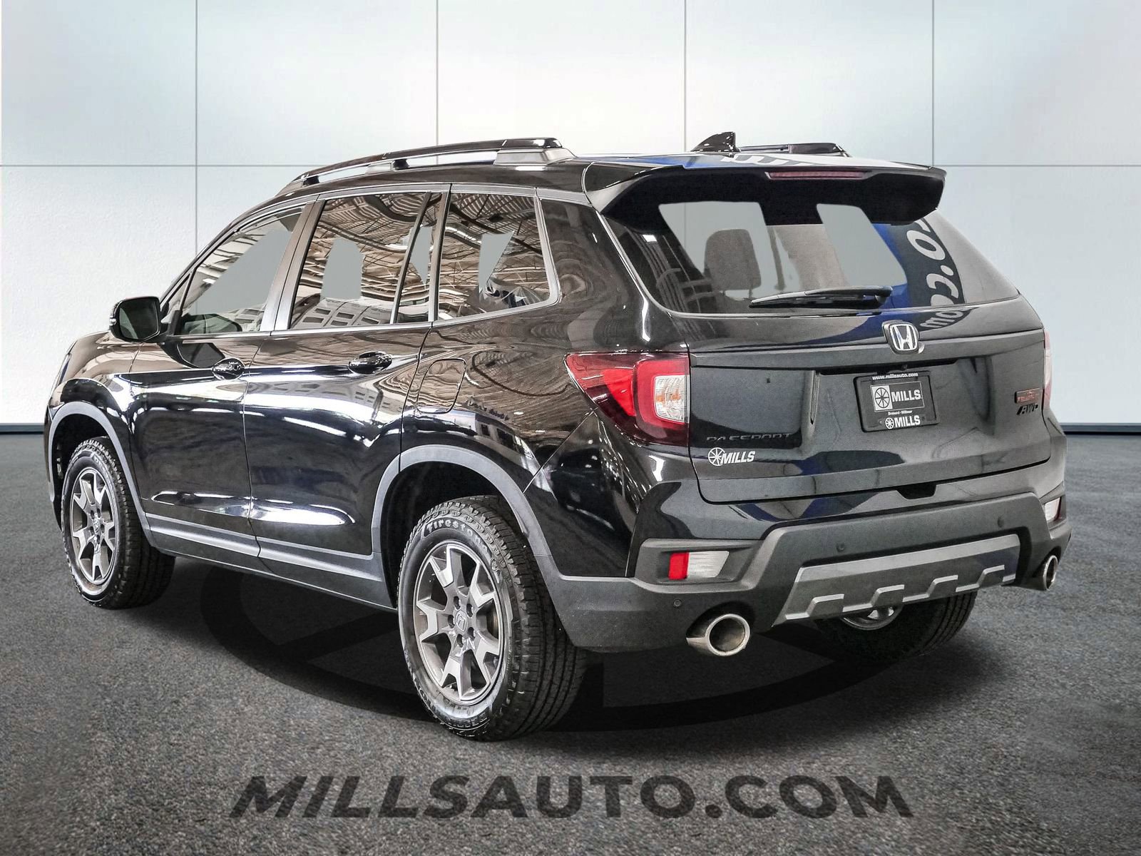 Used 2022 Honda Passport TrailSport image 5