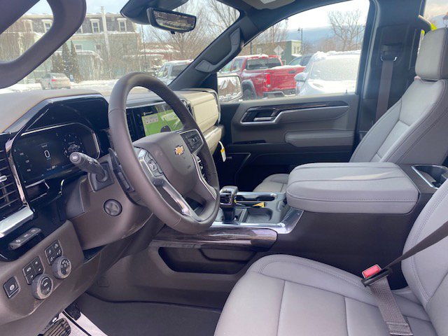 New 2026 Chevrolet Silverado 1500 LTZ w/ LTZ Premium Package image 13