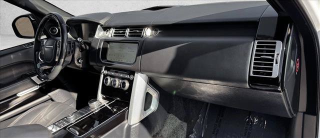 Used 2017 Land Rover Range Rover Supercharged AWD/4WD image 20