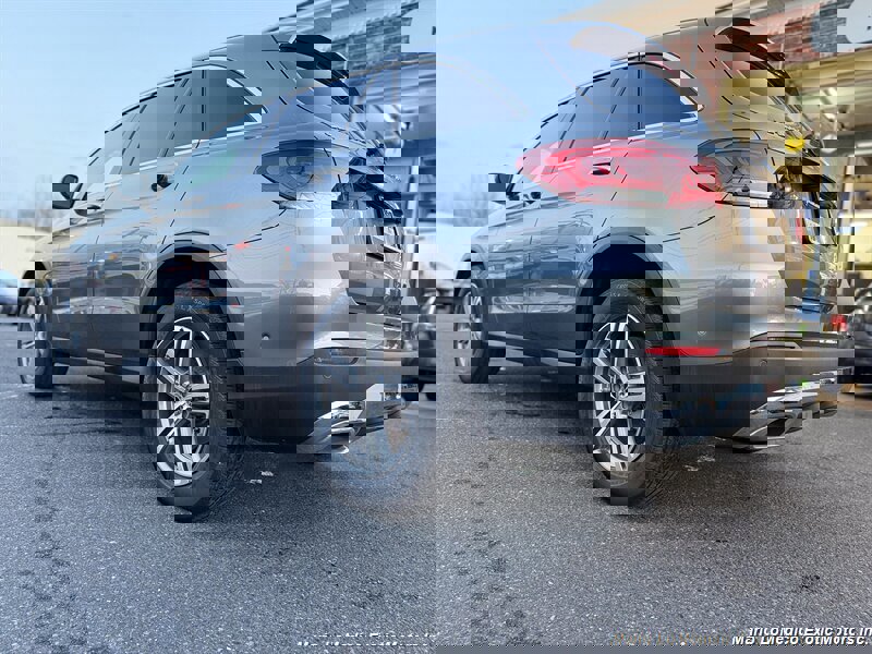 Used 2021 Mercedes-Benz GLC 300 4MATIC image 10