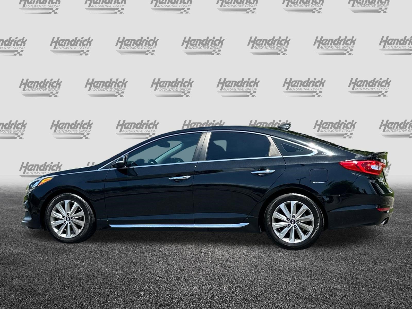 Used 2016 Hyundai Sonata Sport w/ Option Group 03 FWD image 8
