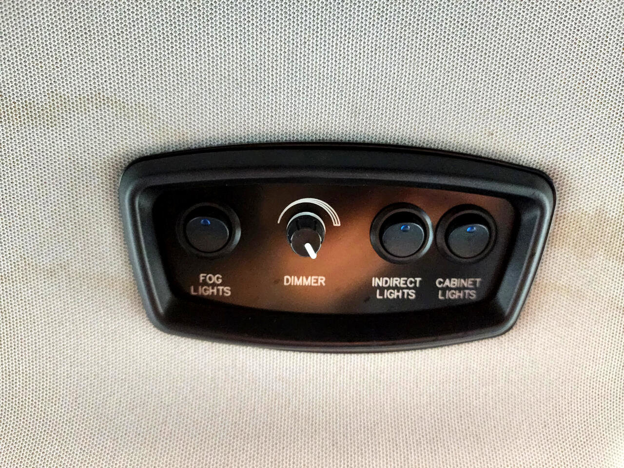 Used 2018 Mercedes-Benz Metris Passenger image 36