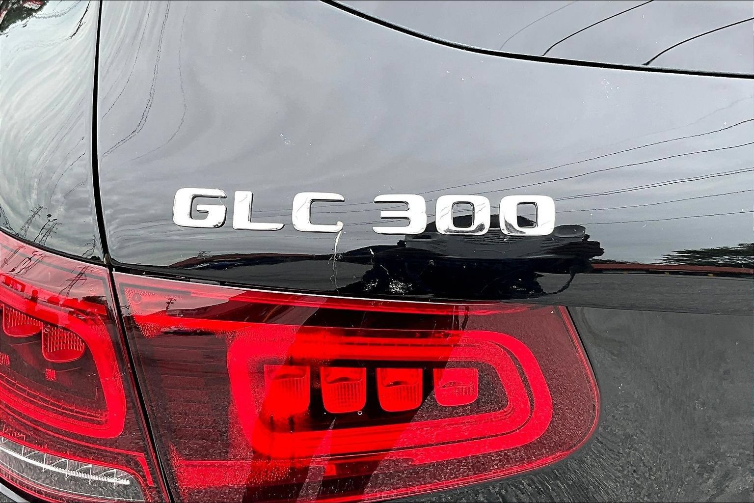 Used 2022 Mercedes-Benz GLC 300 w/ Premium Package Lite image 24