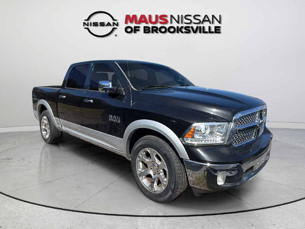 Used 2017 RAM 1500 Laramie RWD image 10
