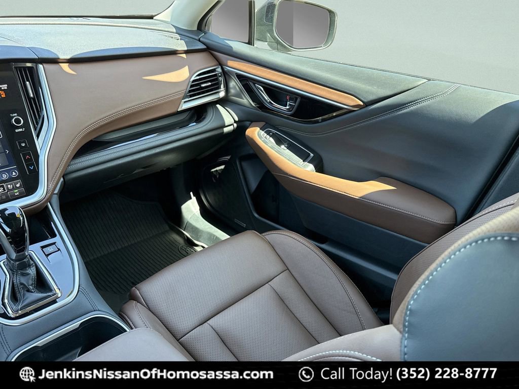 Used 2025 Subaru Outback Touring XT image 29