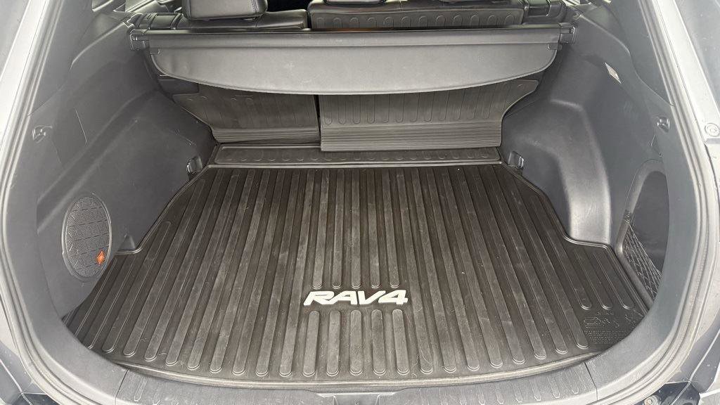 Used 2021 Toyota RAV4 XSE image 11