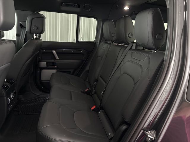 Used 2024 Land Rover Defender 130 V8 image 27