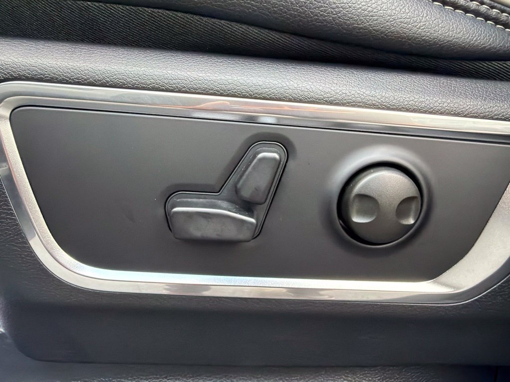 New 2026 RAM 1500 Laramie AWD/4WD image 29