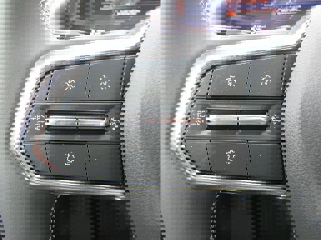 New 2026 Chevrolet Traverse LT w/ Sun and Wheel Package image 23