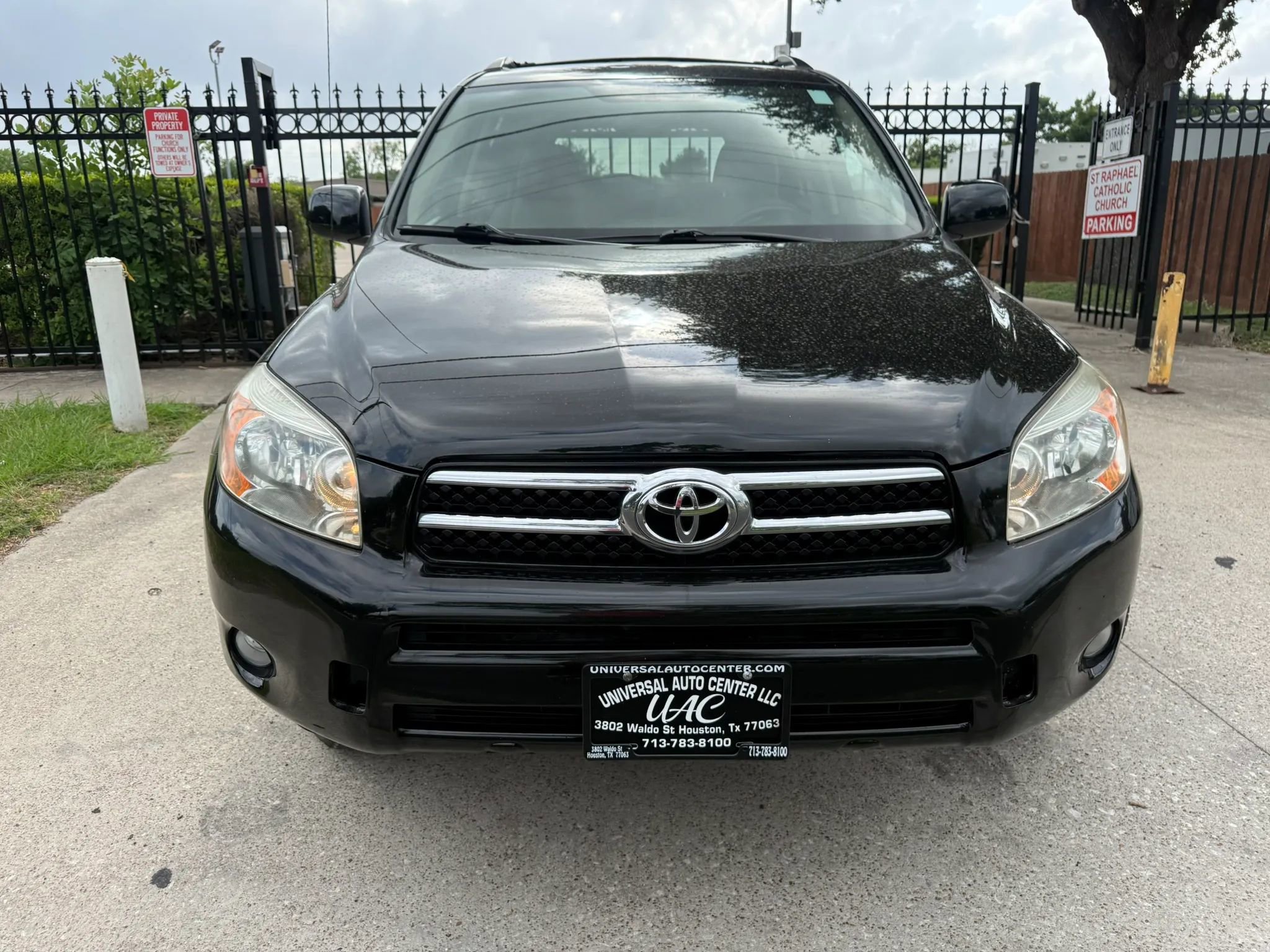 Used 2007 Toyota RAV4 Limited FWD image 2