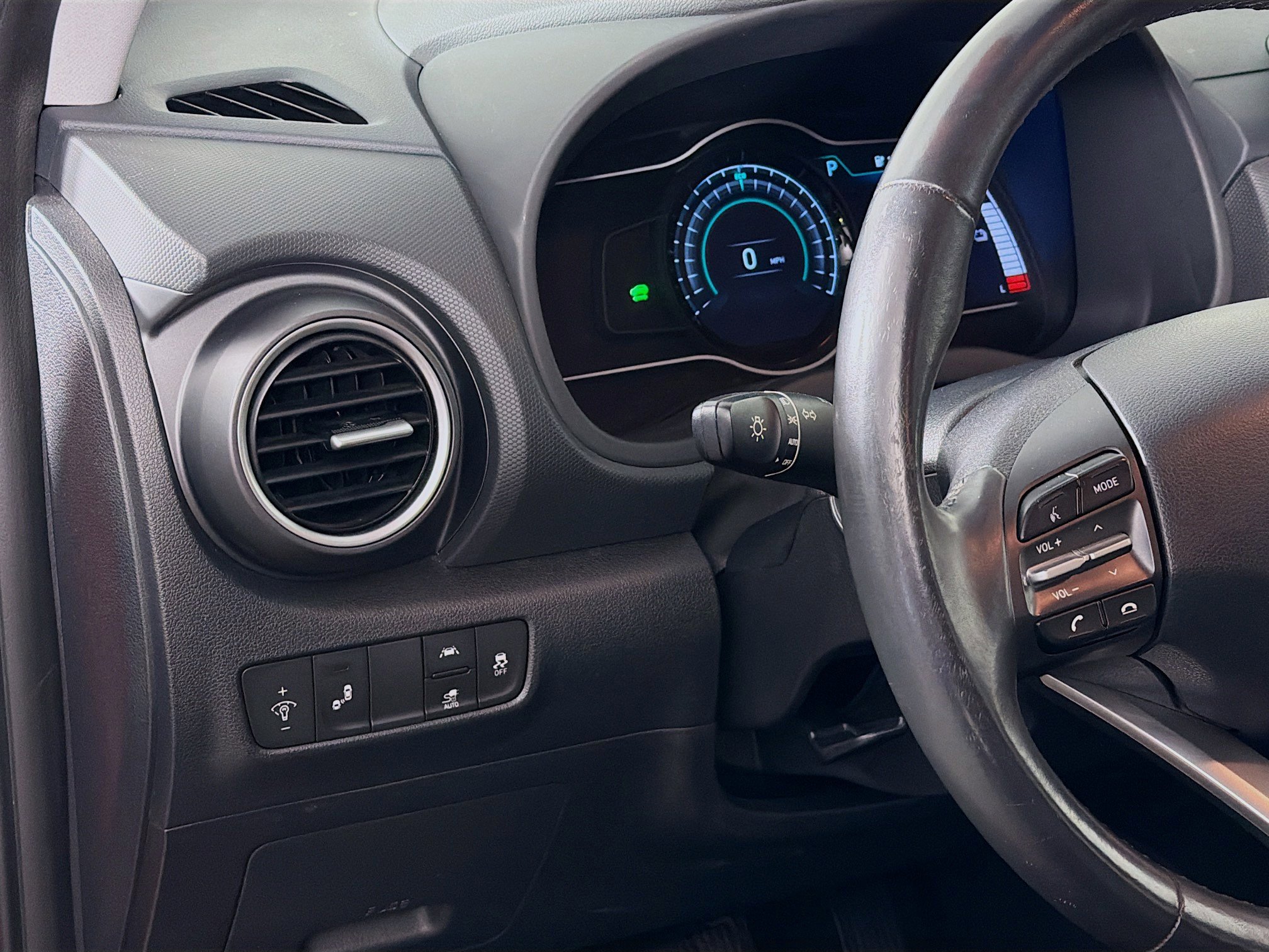 Used 2021 Hyundai Kona SEL image 11