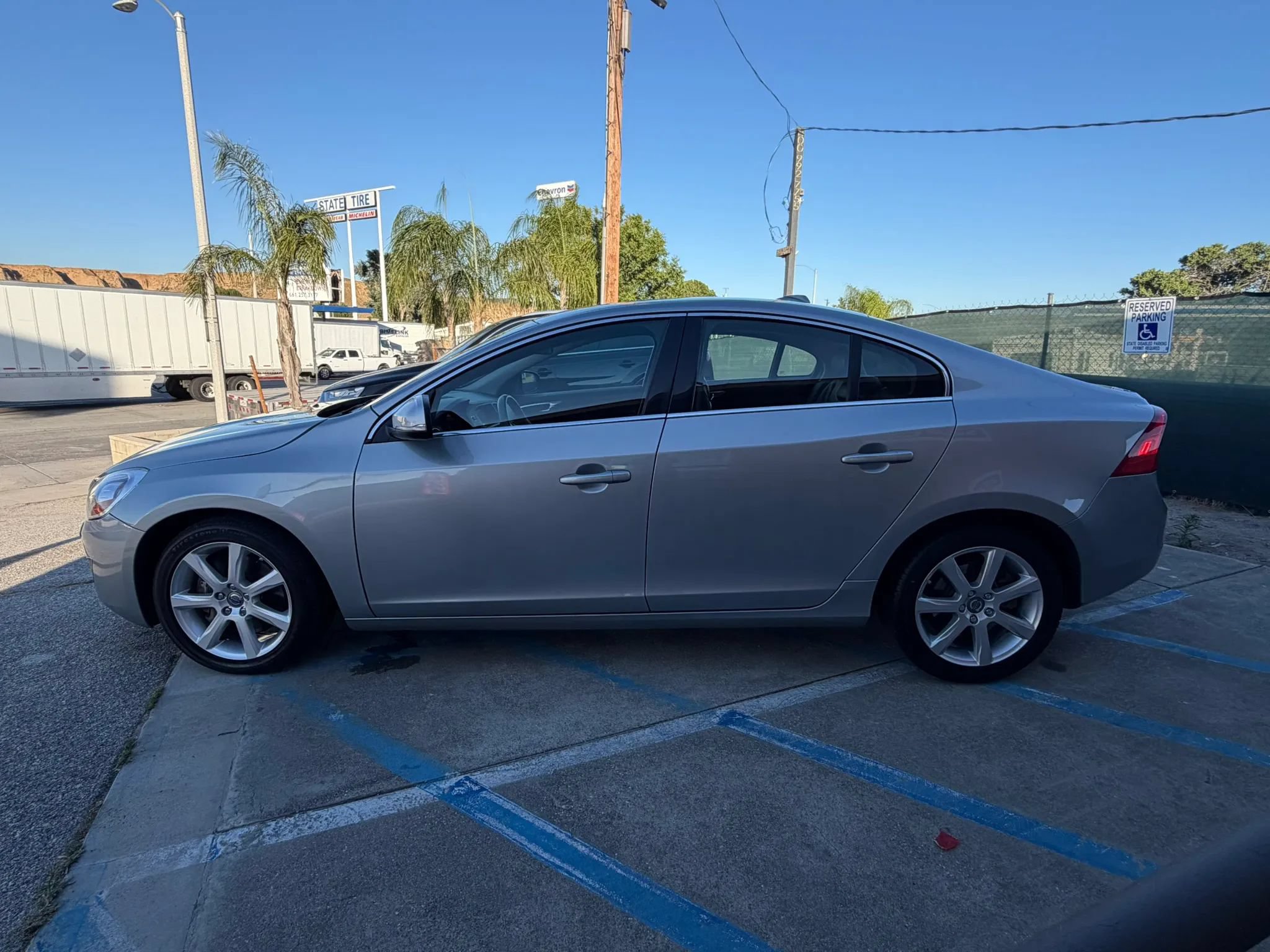 Used 2011 Volvo S60 T6 AWD/4WD image 6