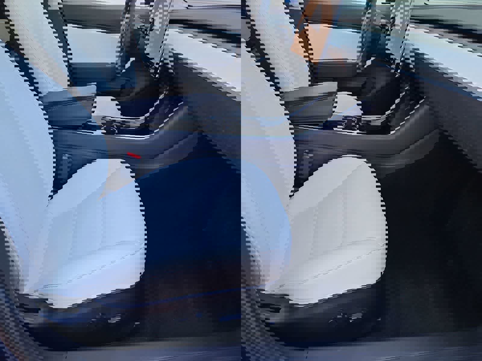 Used 2020 Tesla Model 3 Standard Range image 23