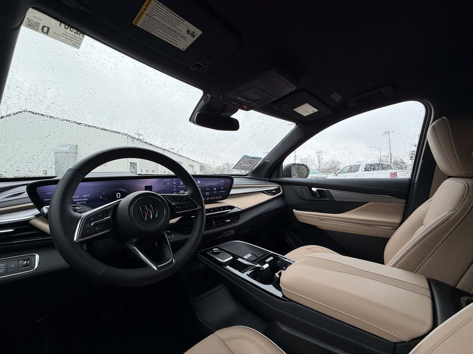 Used 2025 Buick Enclave Preferred w/ Power Package image 17