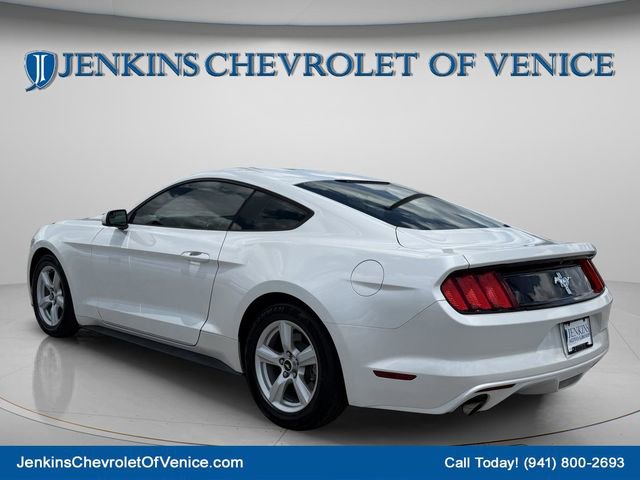 Used 2017 Ford Mustang Coupe RWD image 7