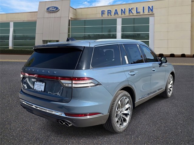 New 2026 Lincoln Aviator Reserve image 7