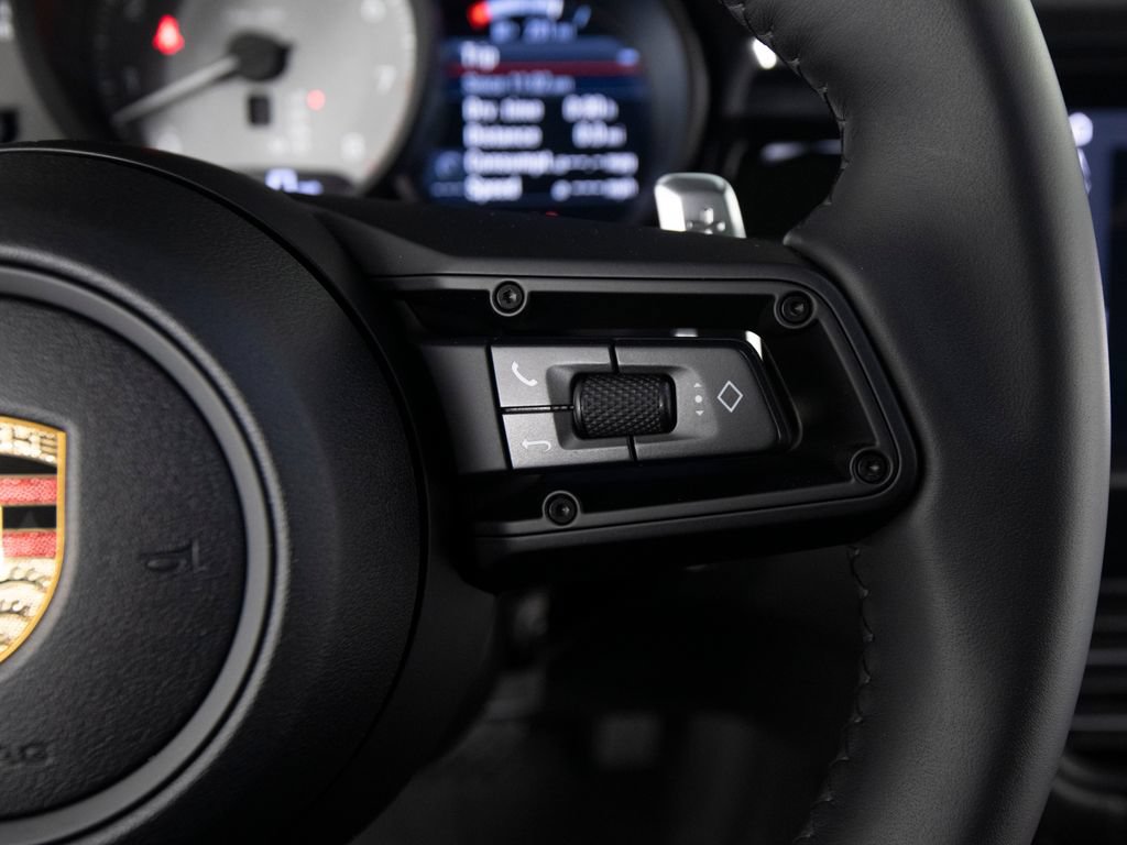 Certified 2026 Porsche Macan S AWD/4WD image 30