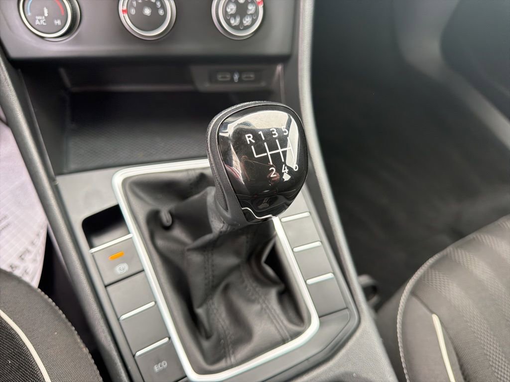 Used 2022 Volkswagen Jetta Sport FWD image 18