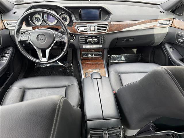 Used 2014 Mercedes-Benz E 350 Sedan image 25