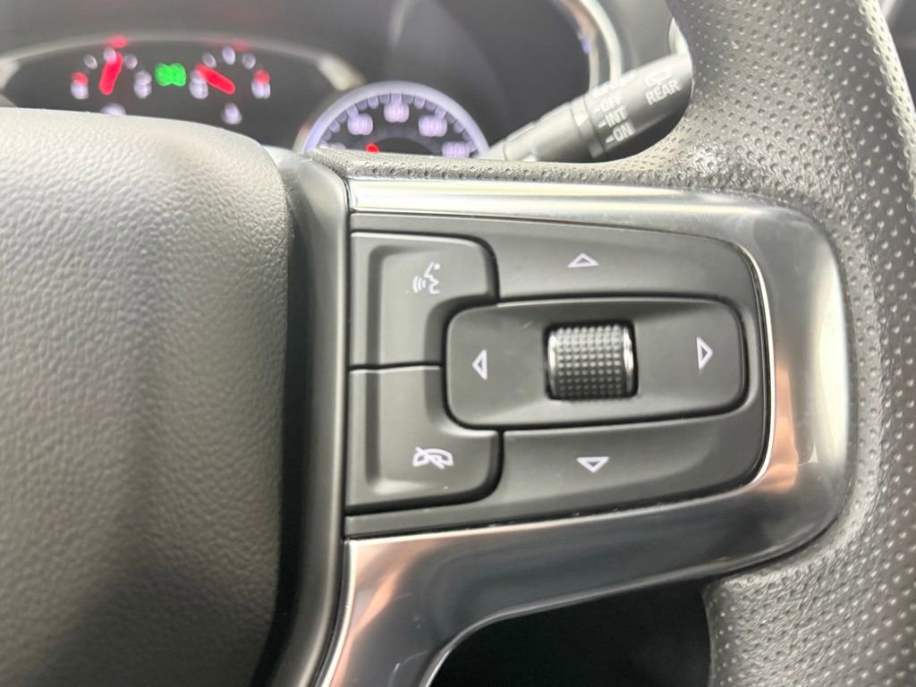 Used 2022 Chevrolet Blazer LT FWD image 22