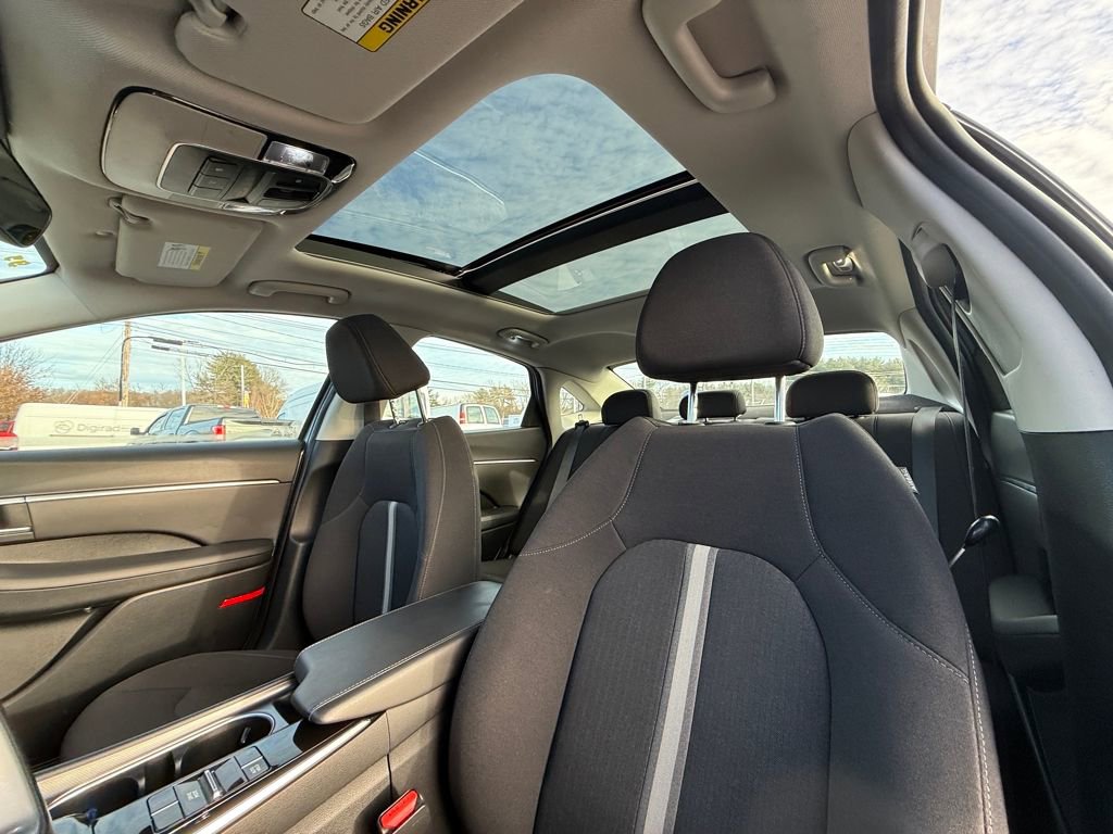 Used 2022 Hyundai Sonata SEL w/ Convenience Package image 24