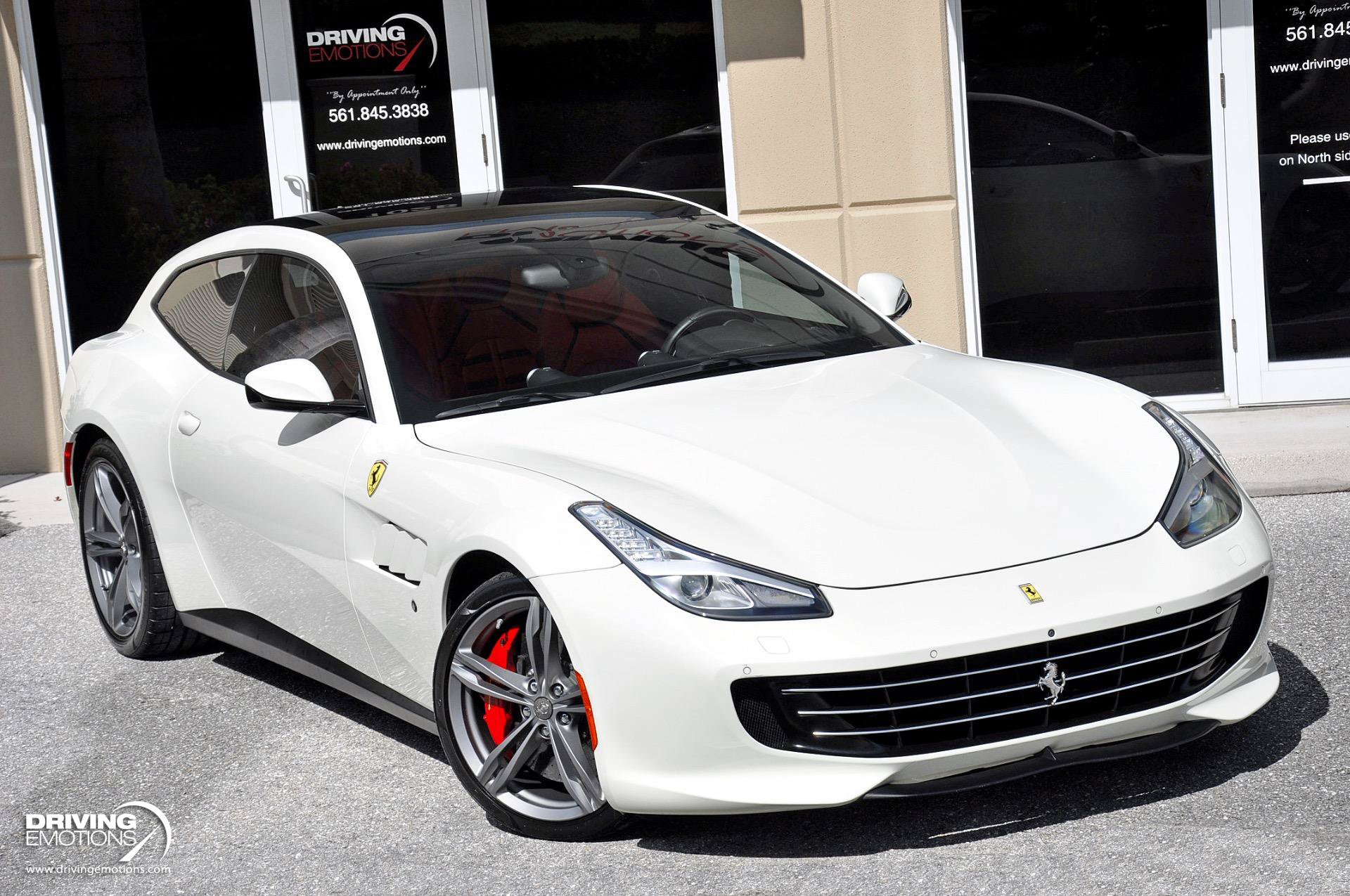 Used 2017 Ferrari GTC4Lusso AWD/4WD image 3