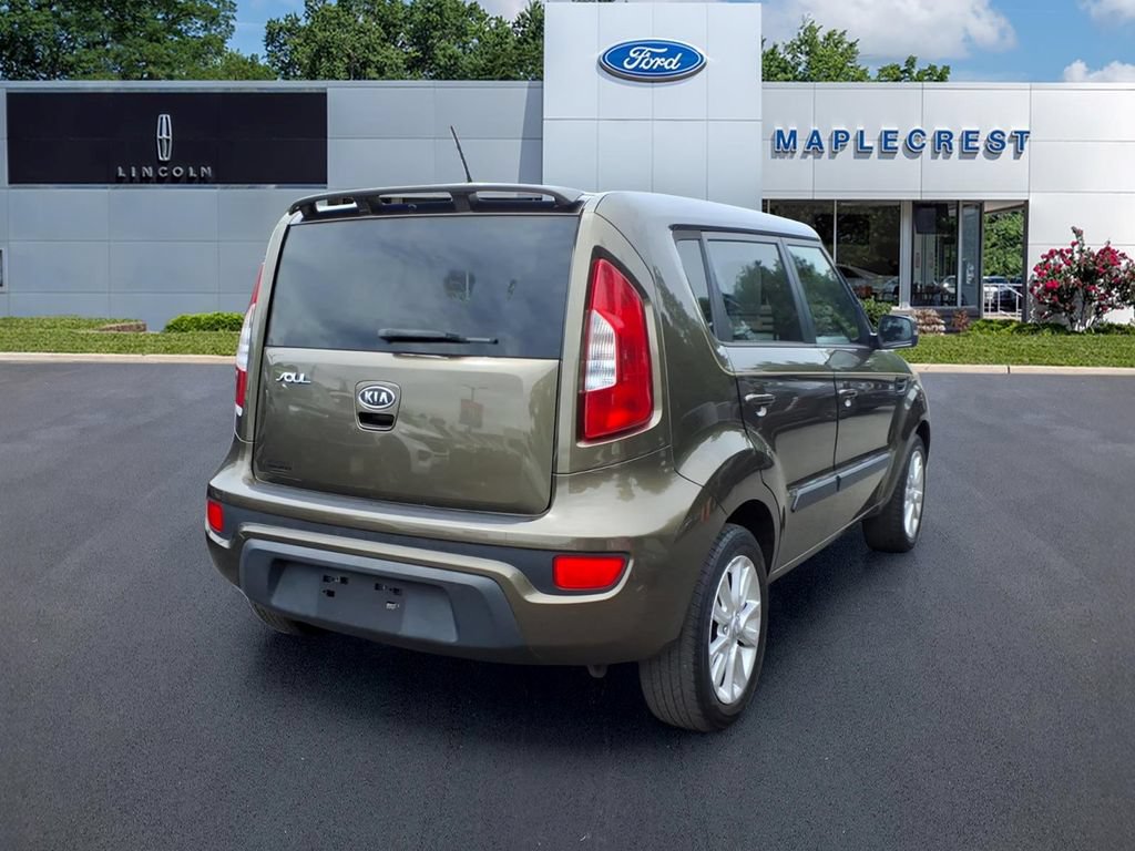 Used 2012 Kia Soul + FWD image 4